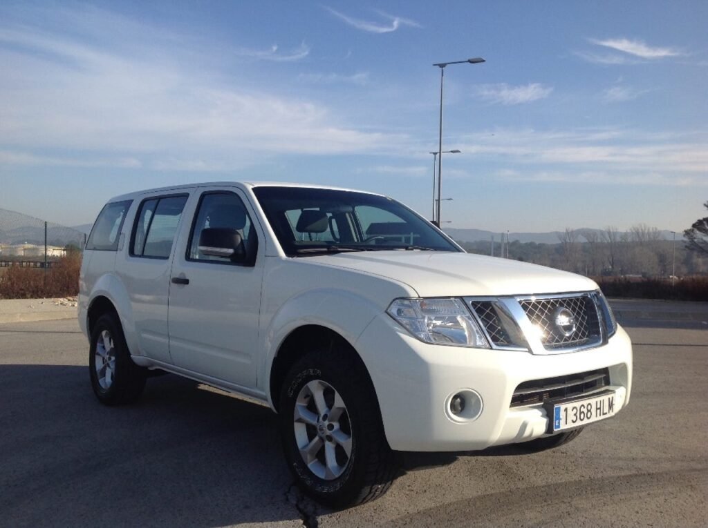 Nissan Pathfinder 2.5dCi 190 CV FE 5 Plazas
