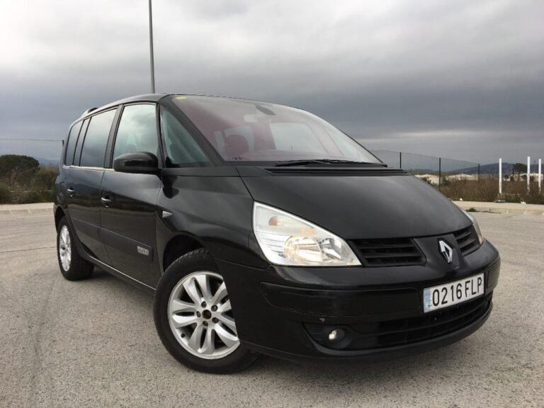 Renault Espace Expression 2.2 dCi 16v
