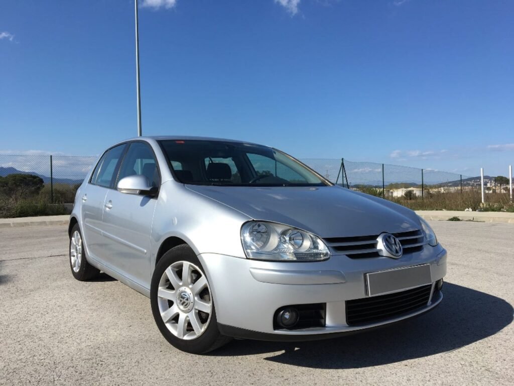 Volkswagen Golf 2.0 TDI DSG Sportline
