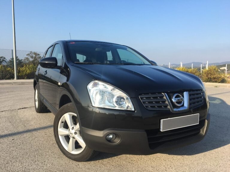 Nissan QASHQAI 2.0 dCi TEKNA 4×4 AT NavCaViTra
