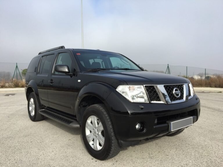 Nissan Pathfinder 2.5 dCi 174CV LE 7 plazas