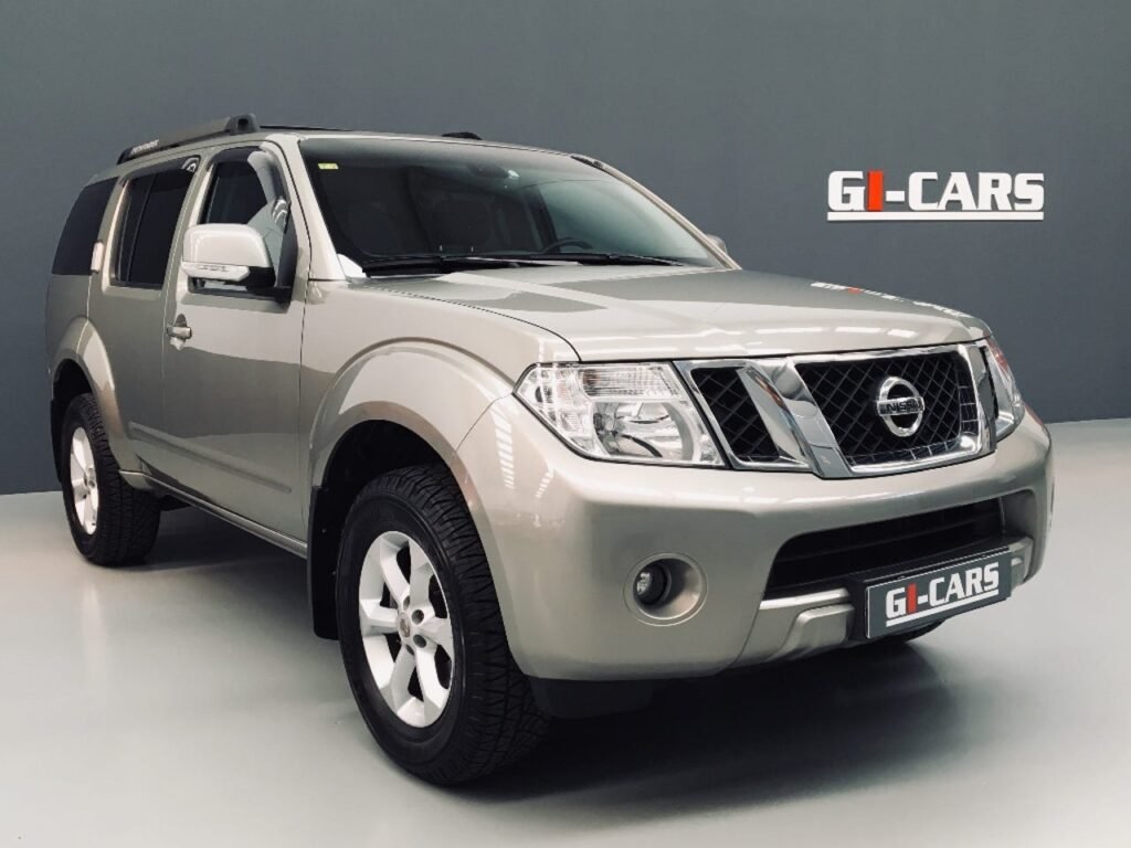 Nissan Pathfinder 2.5dCi 190 CV LE 7 Plazas