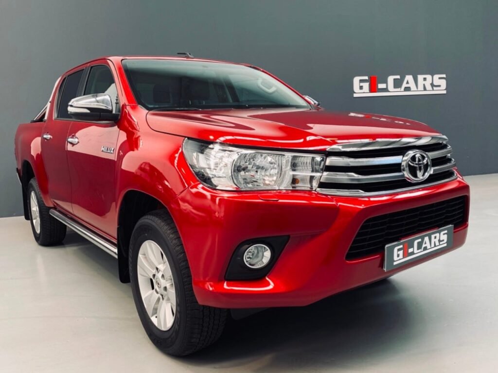 Toyota Hilux 2.4 D4D Cabina Doble VX 4x4