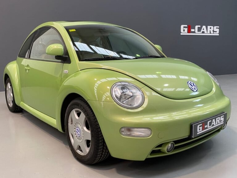 Volkswagen New Beetle 2.0 AUTO