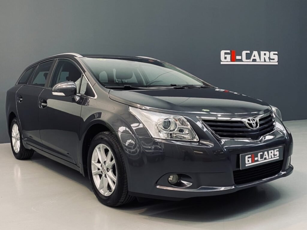Toyota Avensis 2.0 D4D Active Cross Sport