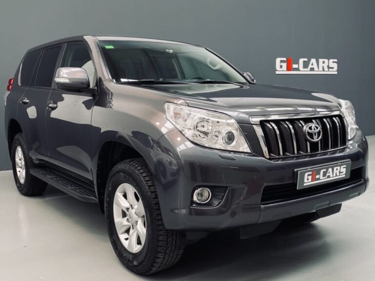 Toyota Land Cruiser 3.0 D4D VX 7 plazas