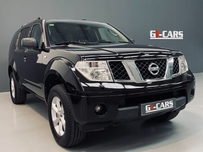 Nissan Pathfinder 2.5 dCi 174CV LE 7 plazas