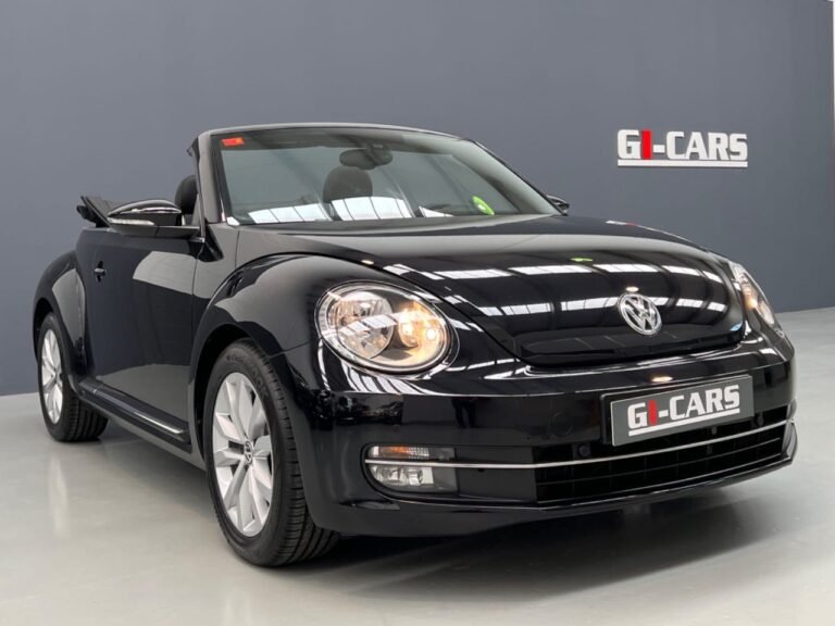 Volkswagen Beetle Cabrio 1.4 TSI 160cv Design