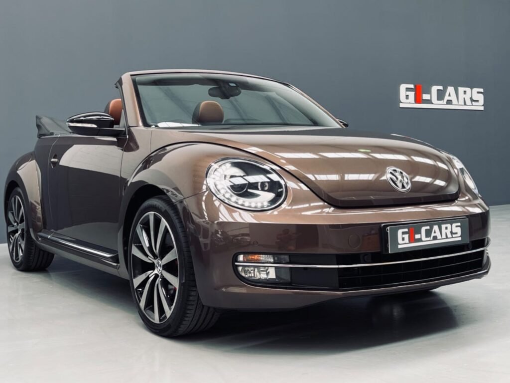 Volkswagen Beetle Cabrio 2.0 TSI 210cv DSG Sport