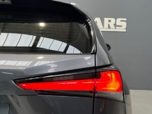 Lexus NX 2.5 300h Business Navigation 2WD