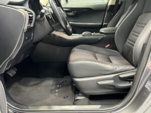 Lexus NX 2.5 300h Business Navigation 2WD