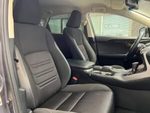 Lexus NX 2.5 300h Business Navigation 2WD