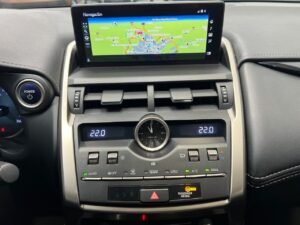 Lexus NX 2.5 300h Business Navigation 2WD