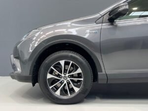 Toyota Rav4 2.5l hybrid 2WD Advance
