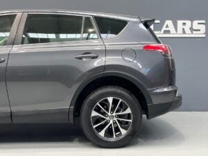Toyota Rav4 2.5l hybrid 2WD Advance