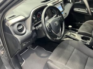 Toyota Rav4 2.5l hybrid 2WD Advance