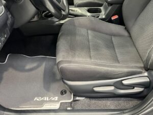 Toyota Rav4 2.5l hybrid 2WD Advance