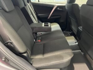 Toyota Rav4 2.5l hybrid 2WD Advance