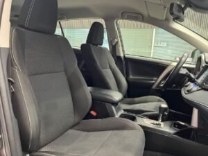 Toyota Rav4 2.5l hybrid 2WD Advance