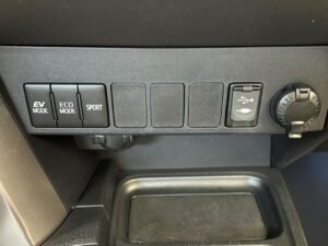 Toyota Rav4 2.5l hybrid 2WD Advance