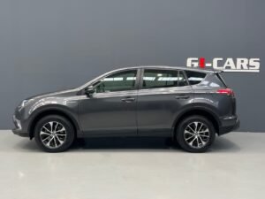 Toyota Rav4 2.5l hybrid 2WD Advance