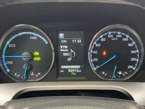 Toyota Rav4 2.5l hybrid 2WD Advance