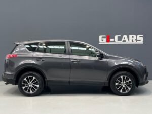 Toyota Rav4 2.5l hybrid 2WD Advance