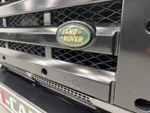 Land Rover Defender 90 SW SE