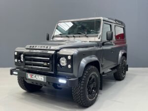 Land Rover Defender 90 SW SE